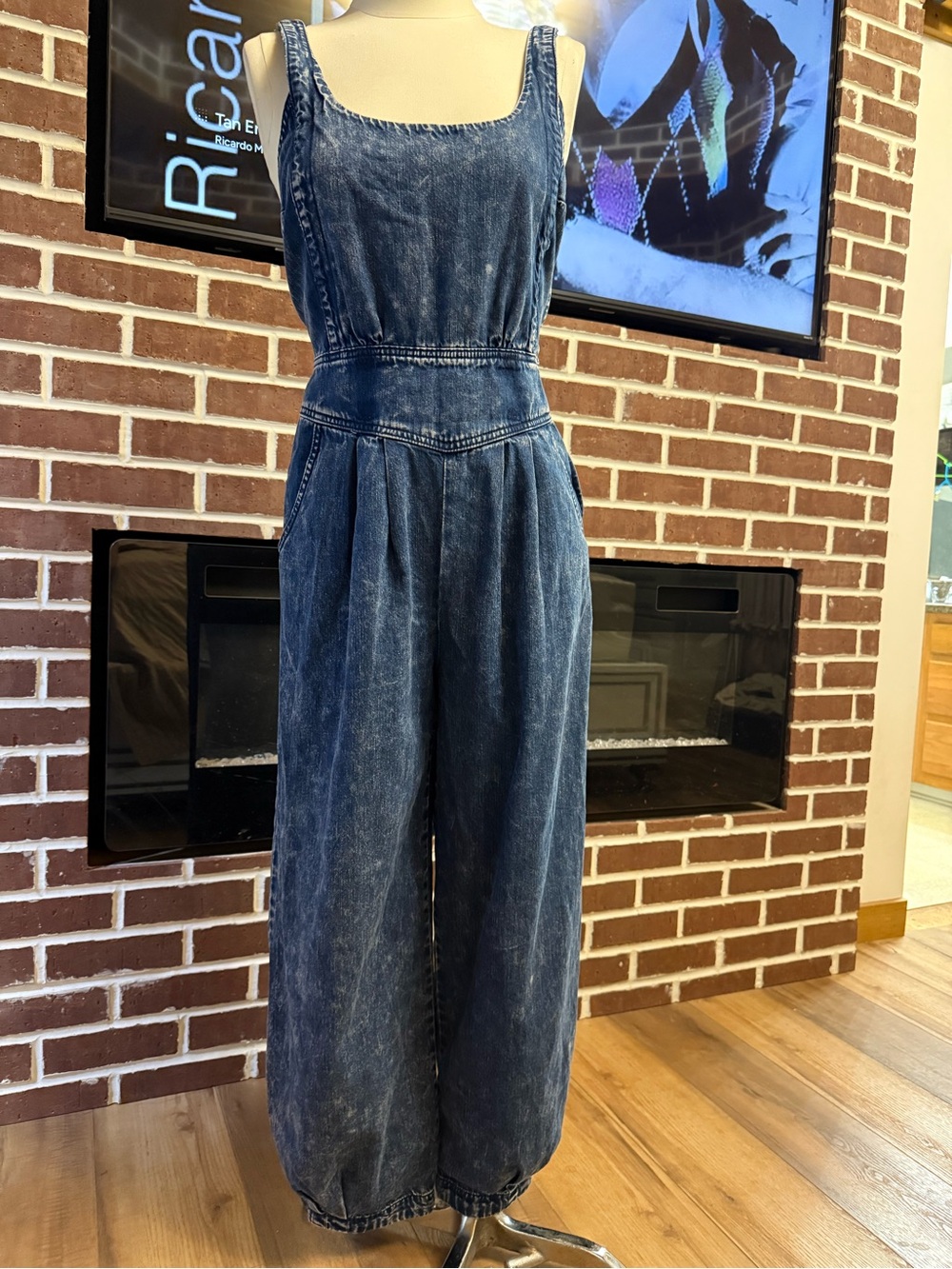 Vibrant Washed Blue Denim Overalls Jumpsuit